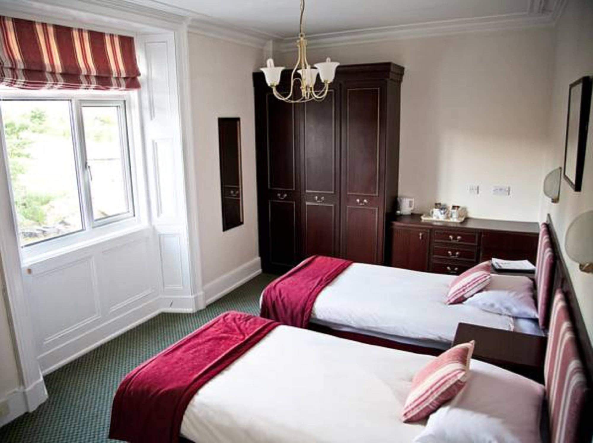 Springfield Hotel & Health Club Halkyn Экстерьер фото