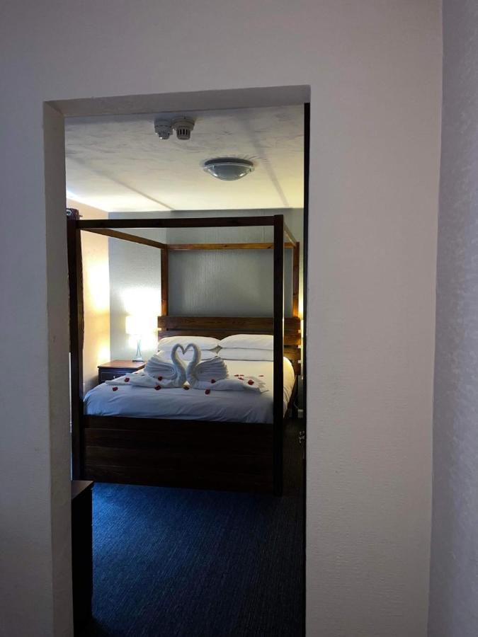 Springfield Hotel & Health Club Halkyn Экстерьер фото