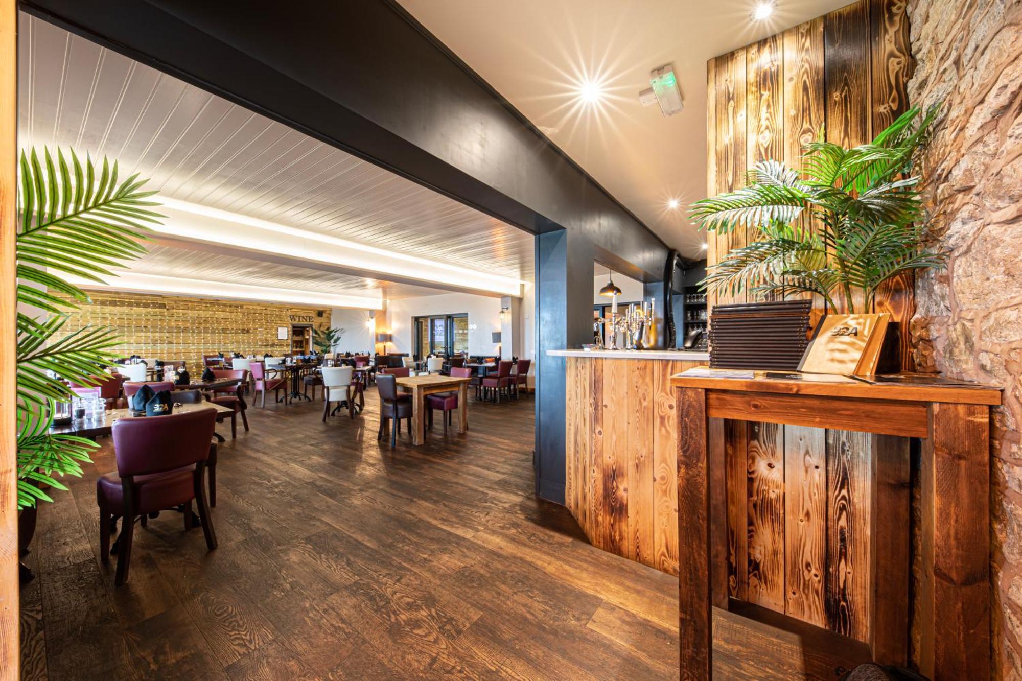 Springfield Hotel & Health Club Halkyn Экстерьер фото